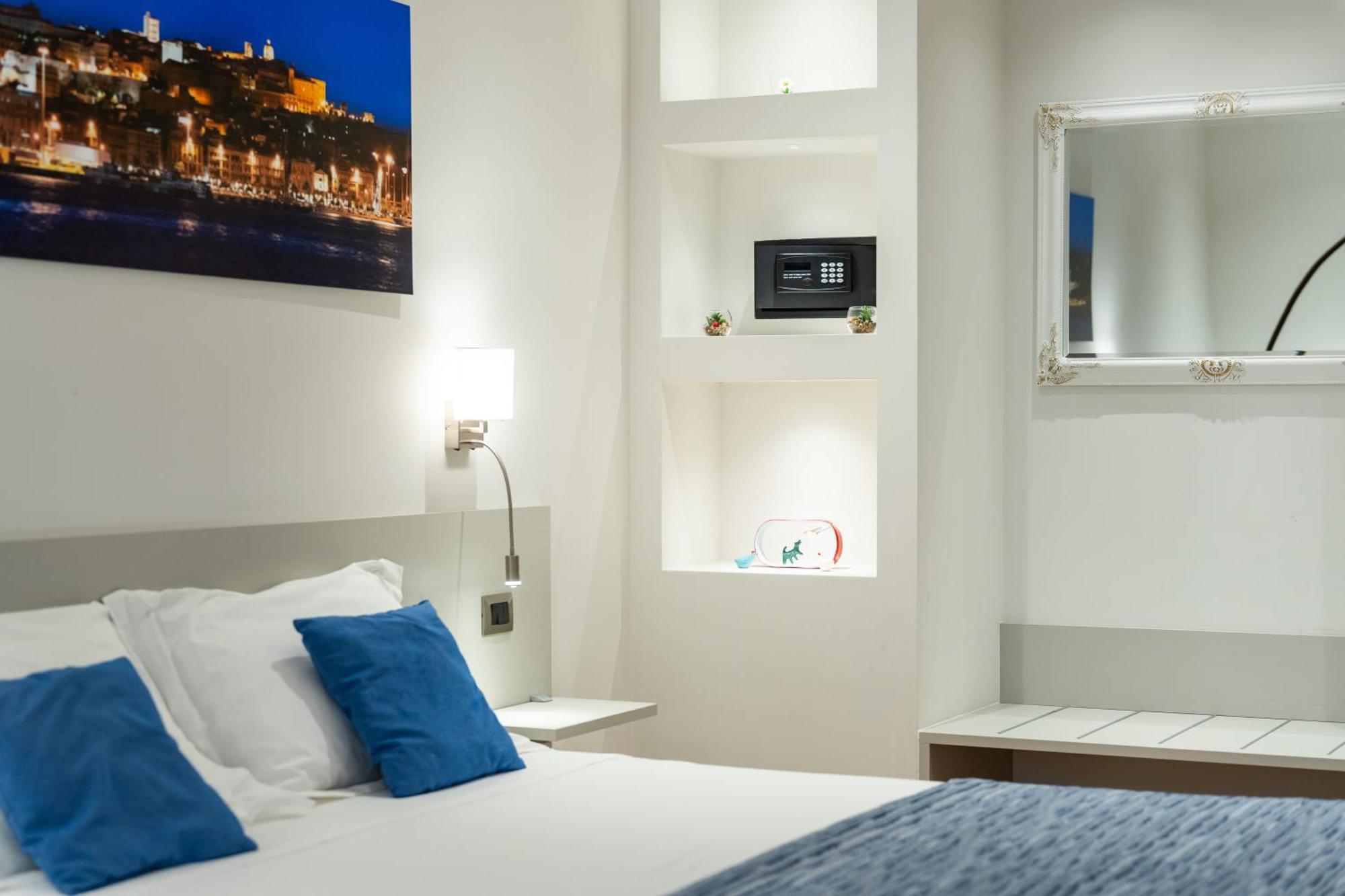 The Inga Rooms Marina Cagliari Exteriör bild